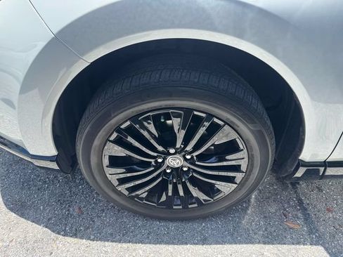 Used 2023 Toyota Venza Nightshade AWD/4WD image 4