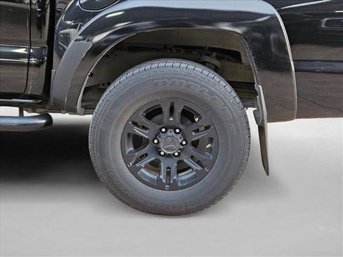 Used 2015 Toyota Tacoma PreRunner w/ SR5 Package image 25