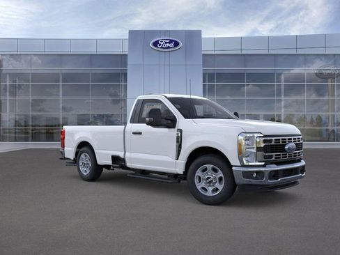 New 2026 Ford F250 XLT image 7