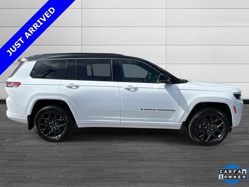 Certified 2026 Jeep Grand Cherokee L Summit w/ Obsidian Package AWD/4WD image 3