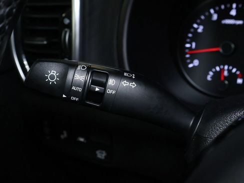 Used 2020 Kia Sportage SX image 25