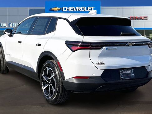 New 2026 Chevrolet Equinox EV LT FWD image 3