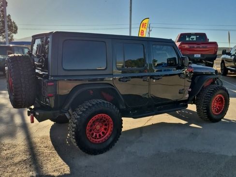 Used 2018 Jeep Wrangler Unlimited Rubicon image 5