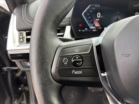 Used 2025 BMW X1 xDrive28i w/ Premium Package image 17