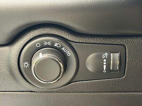 Certified 2024 Dodge Durango R/T image 30