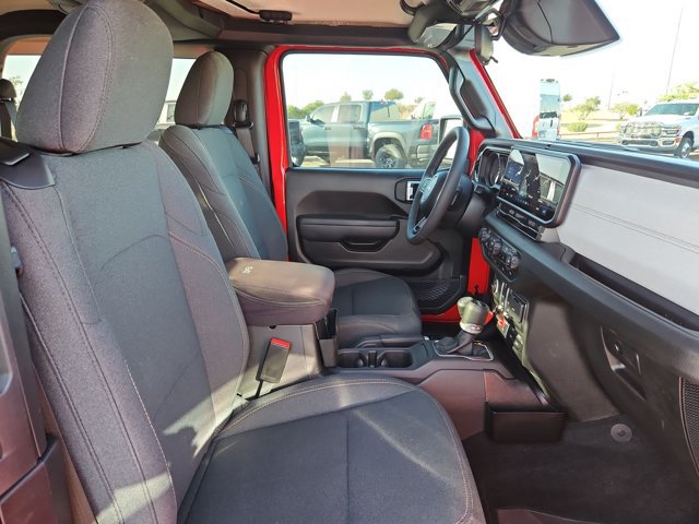 Certified 2025 Jeep Wrangler Sport AWD/4WD image 25