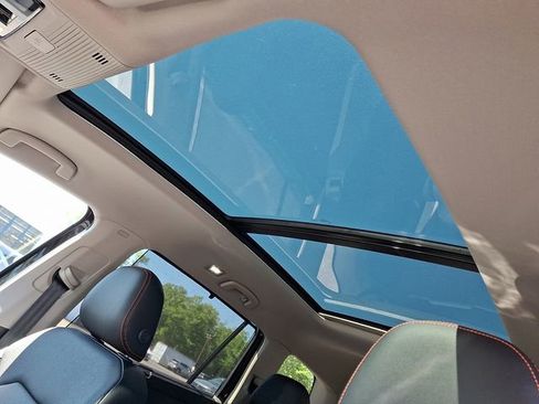 New 2026 Volkswagen Atlas Peak Edition AWD/4WD image 7