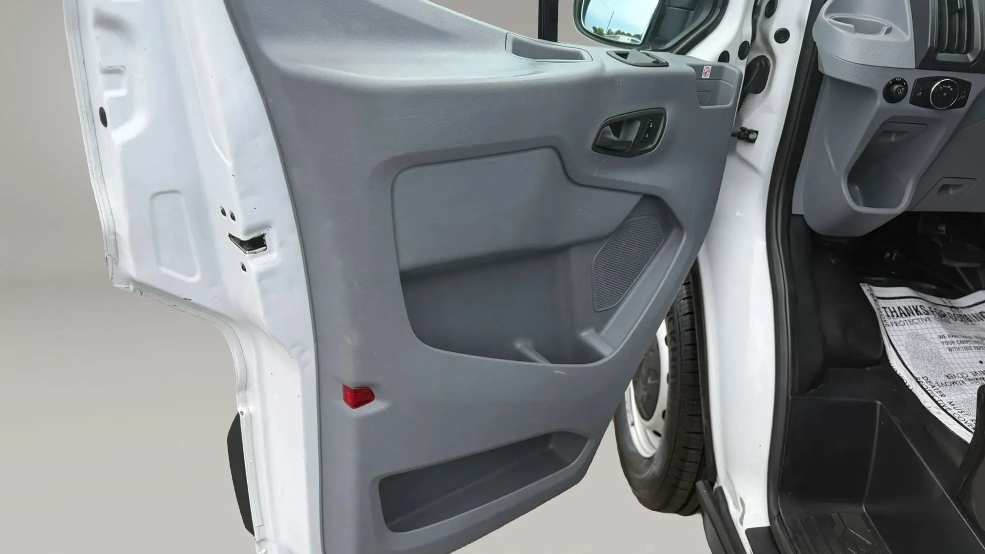 Used 2019 Ford Transit 150 130 Low Roof RWD image 9