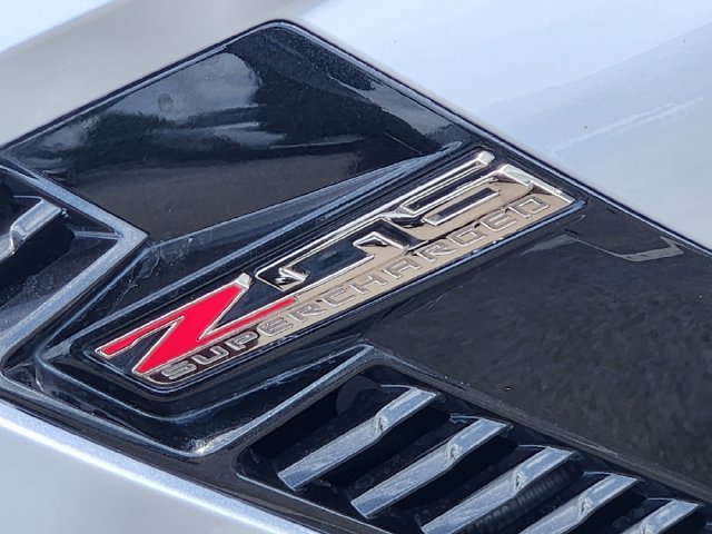 Used 2017 Chevrolet Corvette Z06 RWD image 11