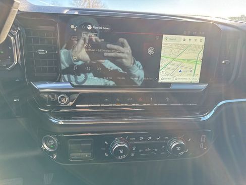 Used 2024 GMC Sierra 1500 Elevation image 14