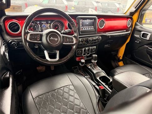 Used 2021 Jeep Wrangler Unlimited Rubicon w/ Cold Weather Group image 5