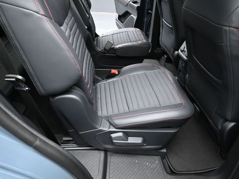 New 2026 Ford Explorer ST-Line image 31