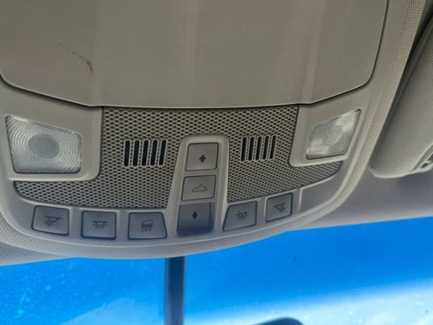 Used 2013 Lincoln MKZ AWD image 27