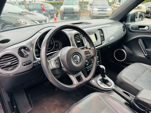 Used 2013 Volkswagen Beetle 2.5 image 33