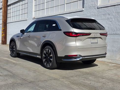 New 2026 MAZDA CX-90 Plug-In Hybrid w/ Premium Plus image 4