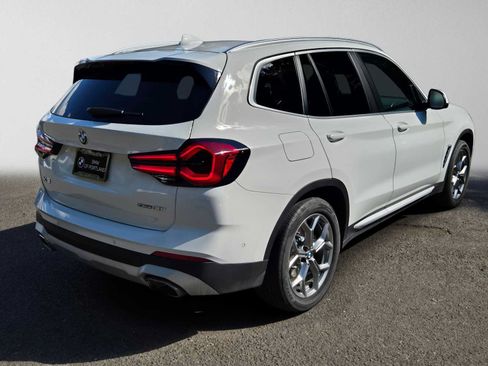 Used 2023 BMW X3 xDrive30i w/ Convenience Package AWD/4WD image 3