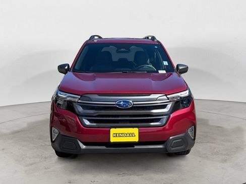 Certified 2025 Subaru Forester Premium AWD/4WD image 2