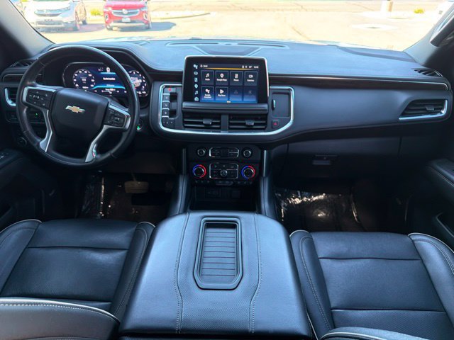 Used 2022 Chevrolet Suburban Premier AWD/4WD image 17