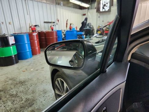 Used 2020 Ford Fusion SE image 9