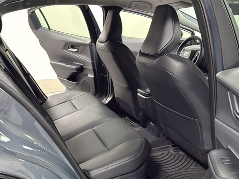 Certified 2025 Toyota Prius XLE image 17