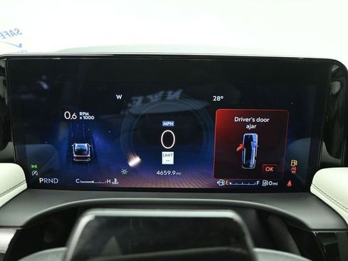 Used 2025 Lincoln Aviator AWD image 19