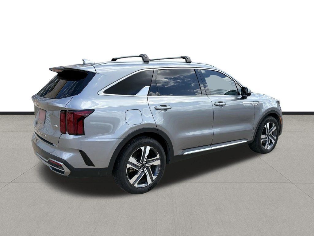 Used 2022 Kia Sorento SX w/ Panoramic Sunroof Package AWD/4WD image 5