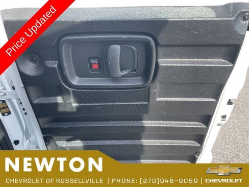 Used 2024 Chevrolet Express 2500 w/ Driver Convenience Package RWD image 21