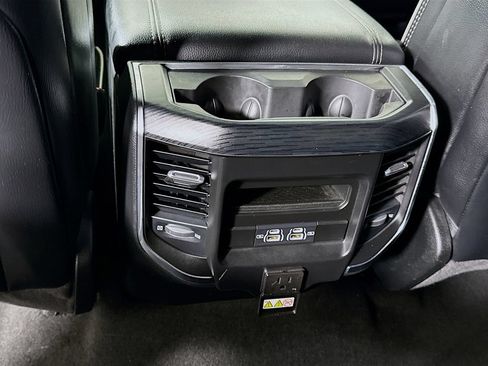 Used 2023 RAM 1500 Laramie AWD/4WD image 30