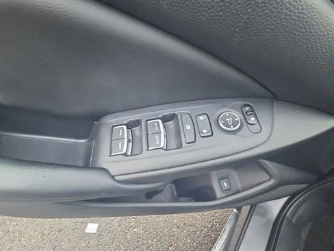 Used 2018 Honda Accord EX image 13