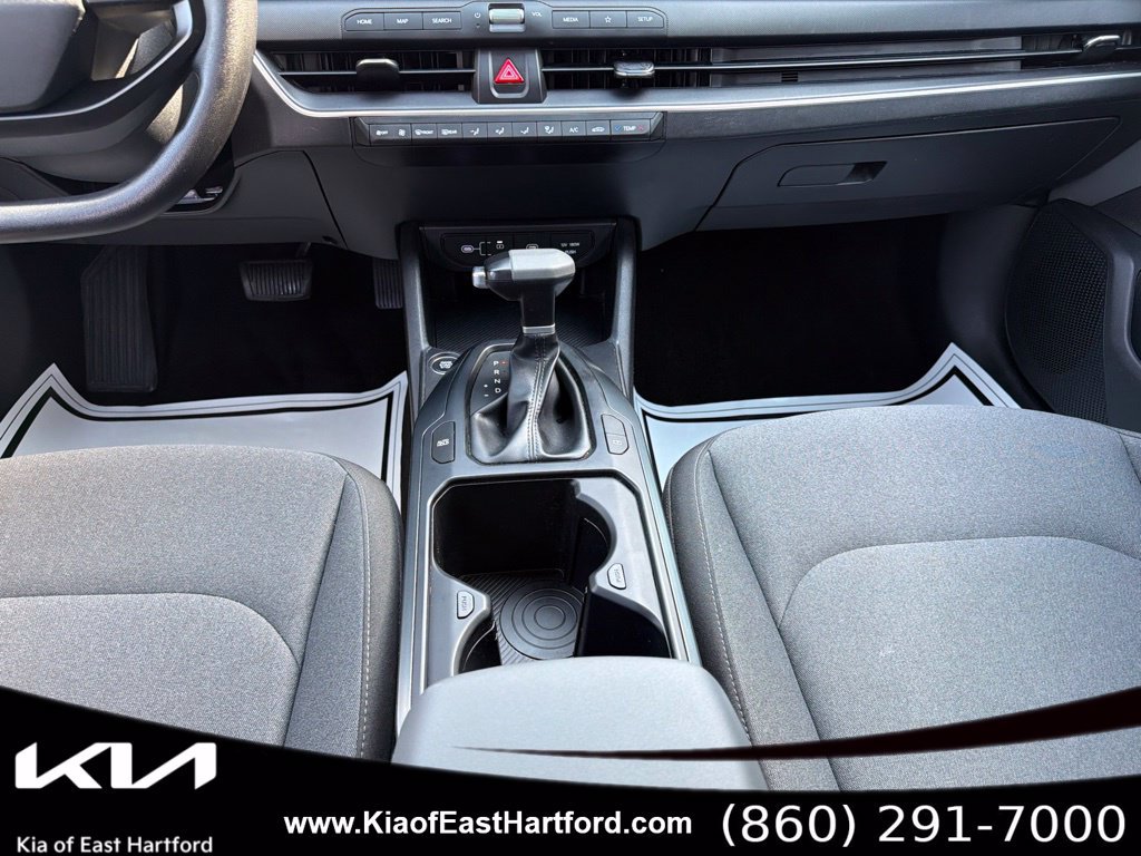 Used 2025 Kia K4 FWD image 26