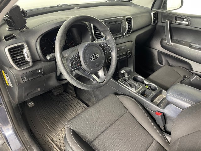 Used 2018 Kia Sportage LX FWD image 3