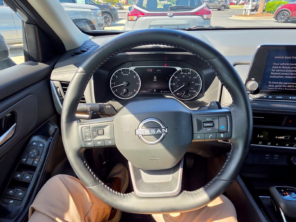Certified 2026 Nissan Rogue SV FWD image 19