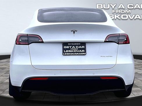 Used 2021 Tesla Model Y Long Range image 4