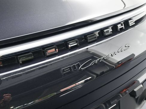 Certified 2020 Porsche 911 Carrera 4S AWD/4WD image 33
