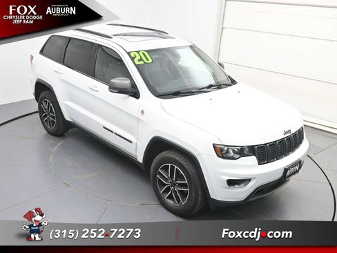Used 2020 Jeep Grand Cherokee Trailhawk AWD/4WD image 28