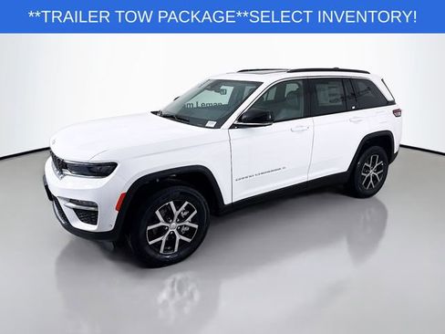 New 2025 Jeep Grand Cherokee Limited w/ Luxury Tech Group II image 3