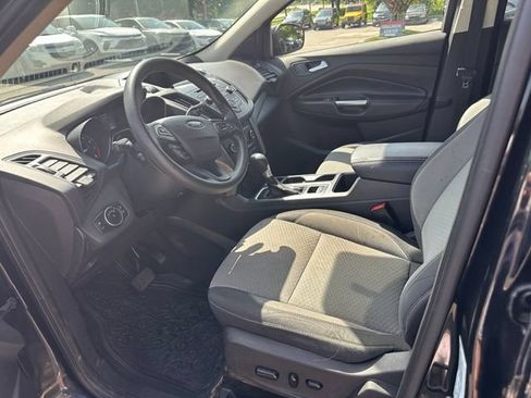 Used 2017 Ford Escape SE AWD/4WD image 10