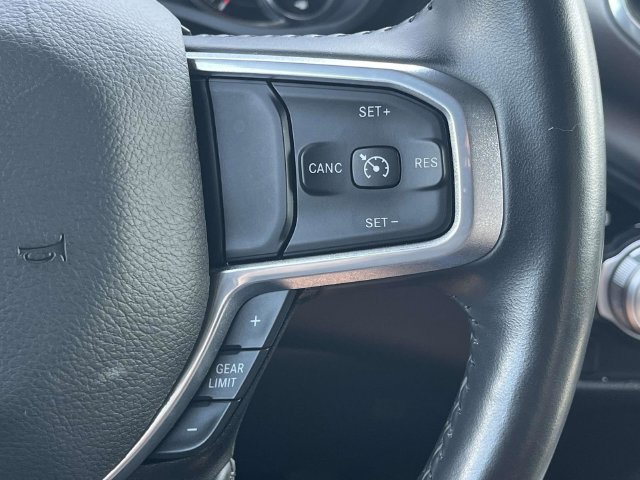 Used 2023 RAM 1500 Laramie AWD/4WD image 27