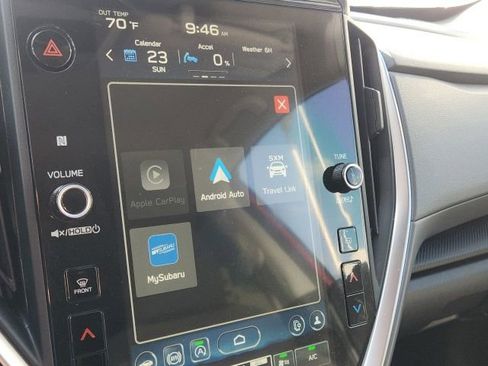 Used 2025 Subaru Crosstrek 2.0i Premium image 33