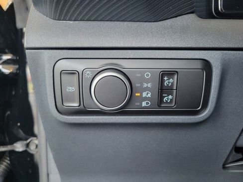 Used 2025 Ford Mustang GT RWD image 16