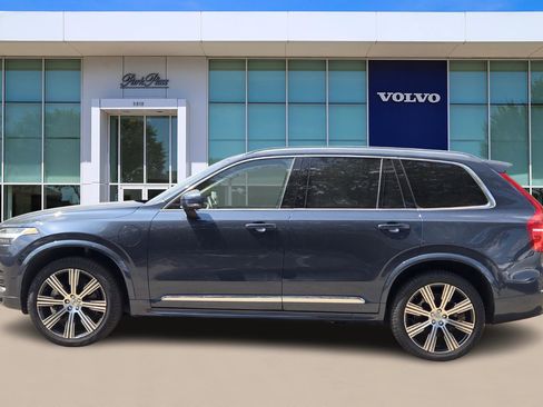 Certified 2025 Volvo XC90 T8 Plus w/ Protection Package Premier image 3