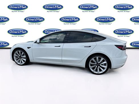 Used 2023 Tesla Model 3 Standard Range image 5