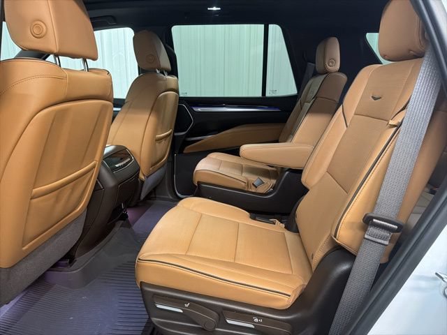 Certified 2026 Cadillac Escalade Luxury w/ LPO, Floor Liner Package RWD image 16