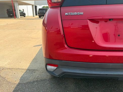 Used 2018 Mitsubishi Eclipse Cross LE AWD/4WD image 6