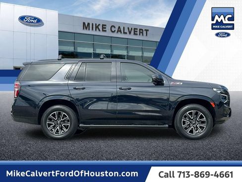 Used 2022 Chevrolet Tahoe Z71 w/ Luxury Package AWD/4WD image 6