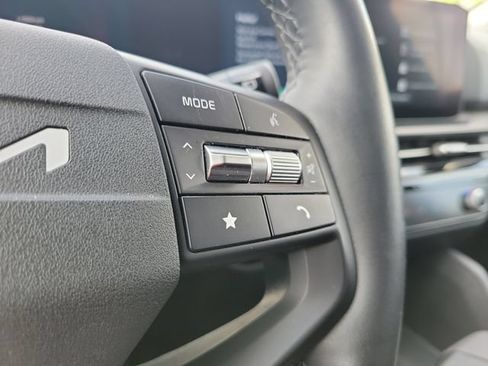 Certified 2026 Kia Sportage EX FWD image 32