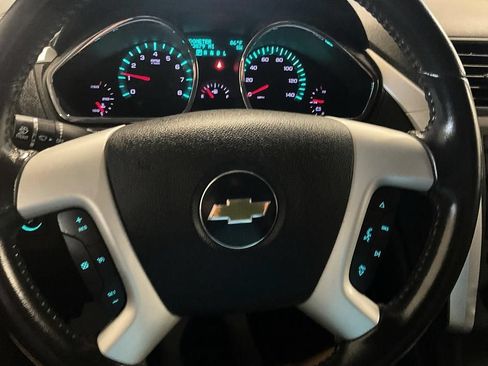 Used 2011 Chevrolet Traverse LT w/ LPO, 'HIT The Road' Package AWD/4WD image 21