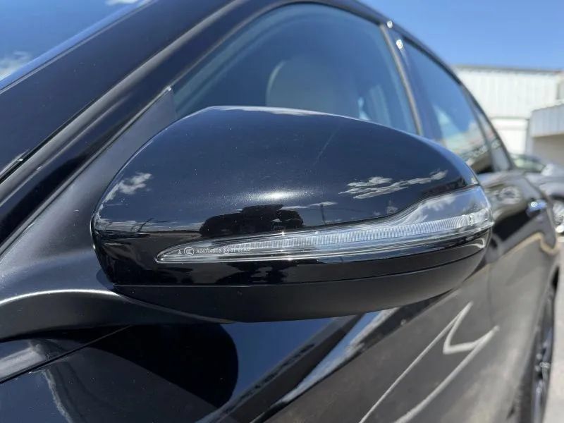 Used 2020 Mercedes-Benz C 300 Sedan image 10