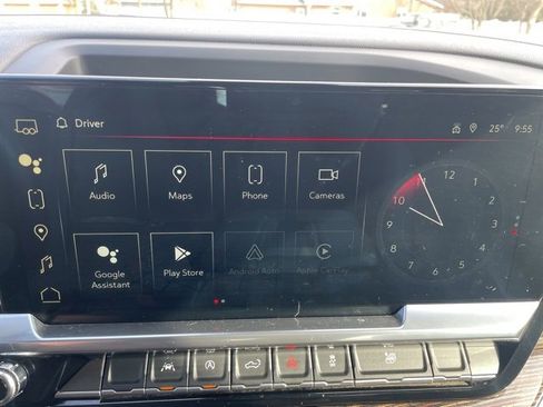 Used 2023 GMC Sierra 1500 SLE image 25