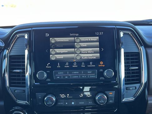 Used 2024 Nissan Titan Platinum Reserve w/ Moonroof Package image 28